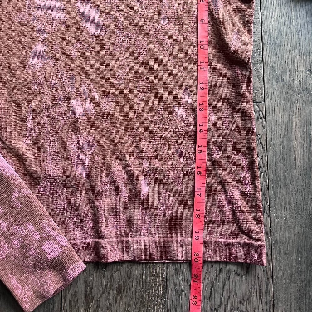 Lululemon Swiftly Tech 2.0 LS Top Size 4 Brown Pink Camo Race Length Athletic - Picture 7 of 7